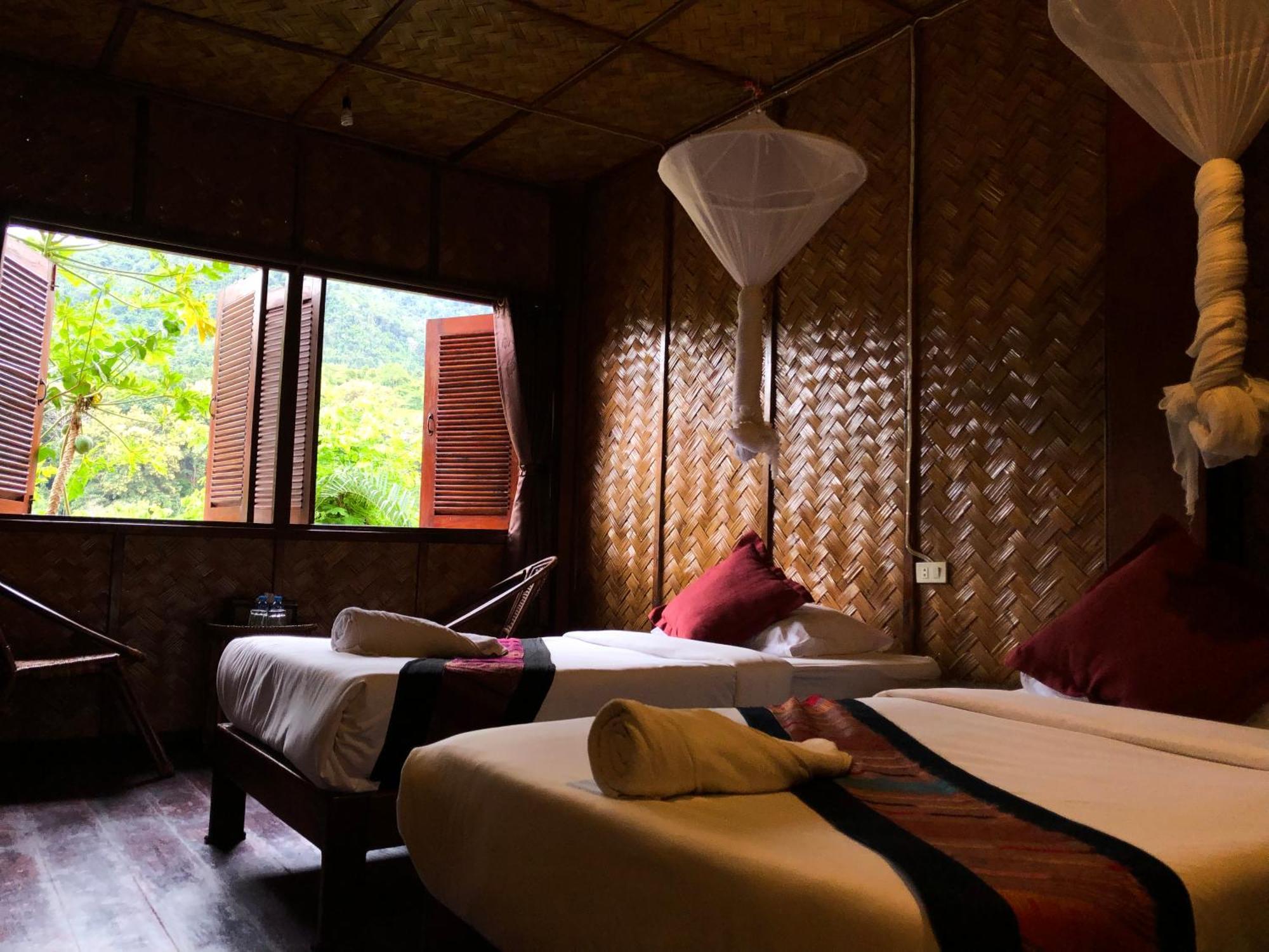 Mekong Riverside Lodge Pakbeng Exterior photo
