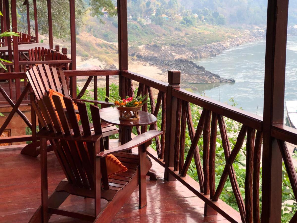 Mekong Riverside Lodge Pakbeng Exterior photo